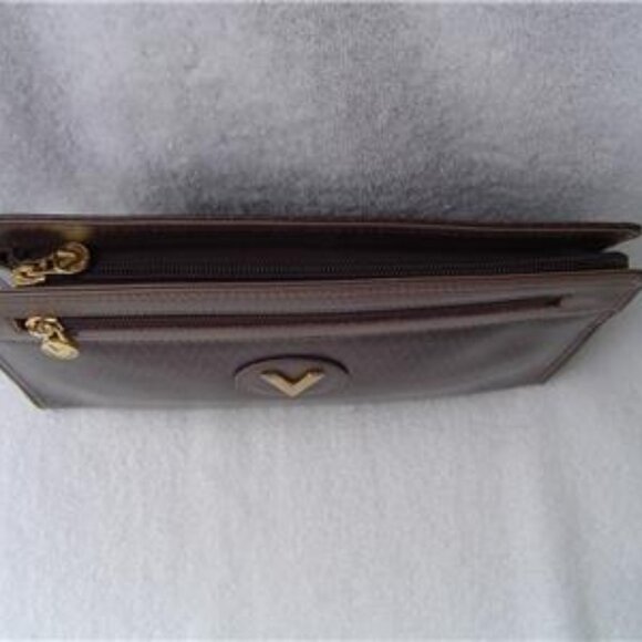 AUTHENTIC MARIO VALENTINO SIGNATURE CLUTCH EUC MADE IN ITALY! - Picture 12 of 16